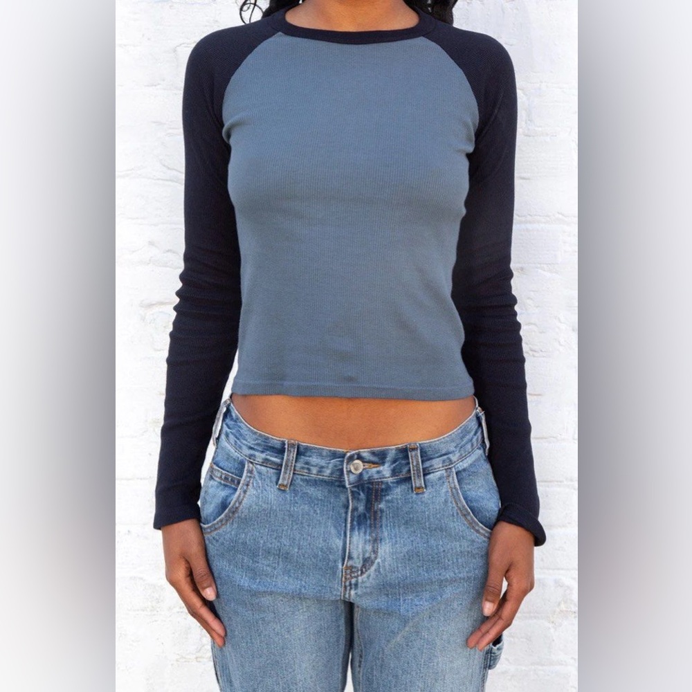 Brandy Melville Black/Grey Bella Longsleeve